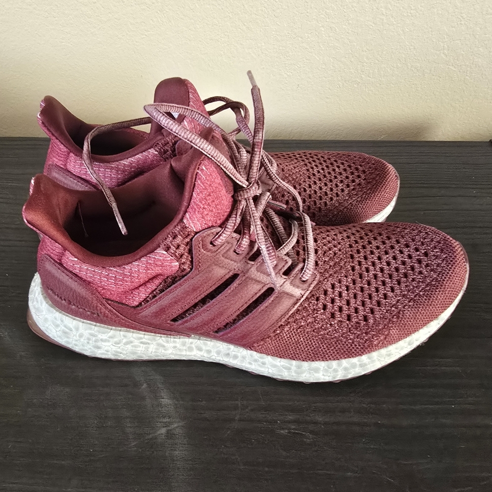 Adidas Women's Maroon Knit Sneakers